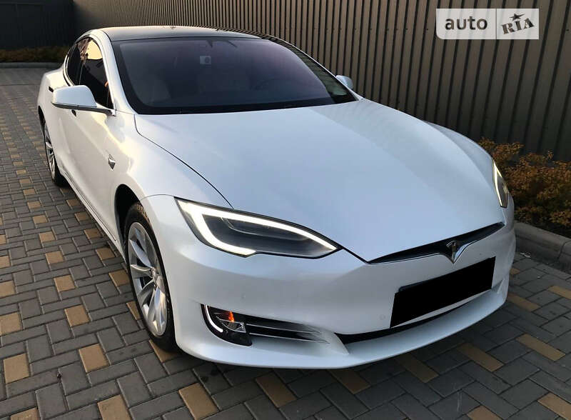 Tesla Model S 2017 Tesla Model S 2017