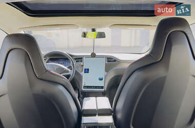 Ліфтбек Tesla Model S 2013 в 