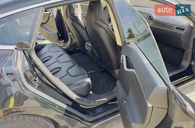 Ліфтбек Tesla Model S 2013 в 
