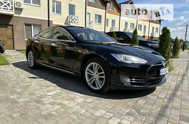 Лифтбек Tesla Model S 2013 в Киеве