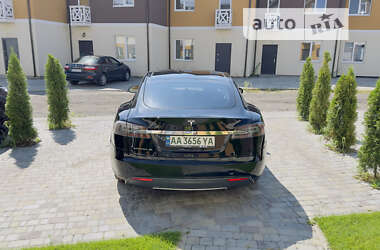 Лифтбек Tesla Model S 2013 в Киеве