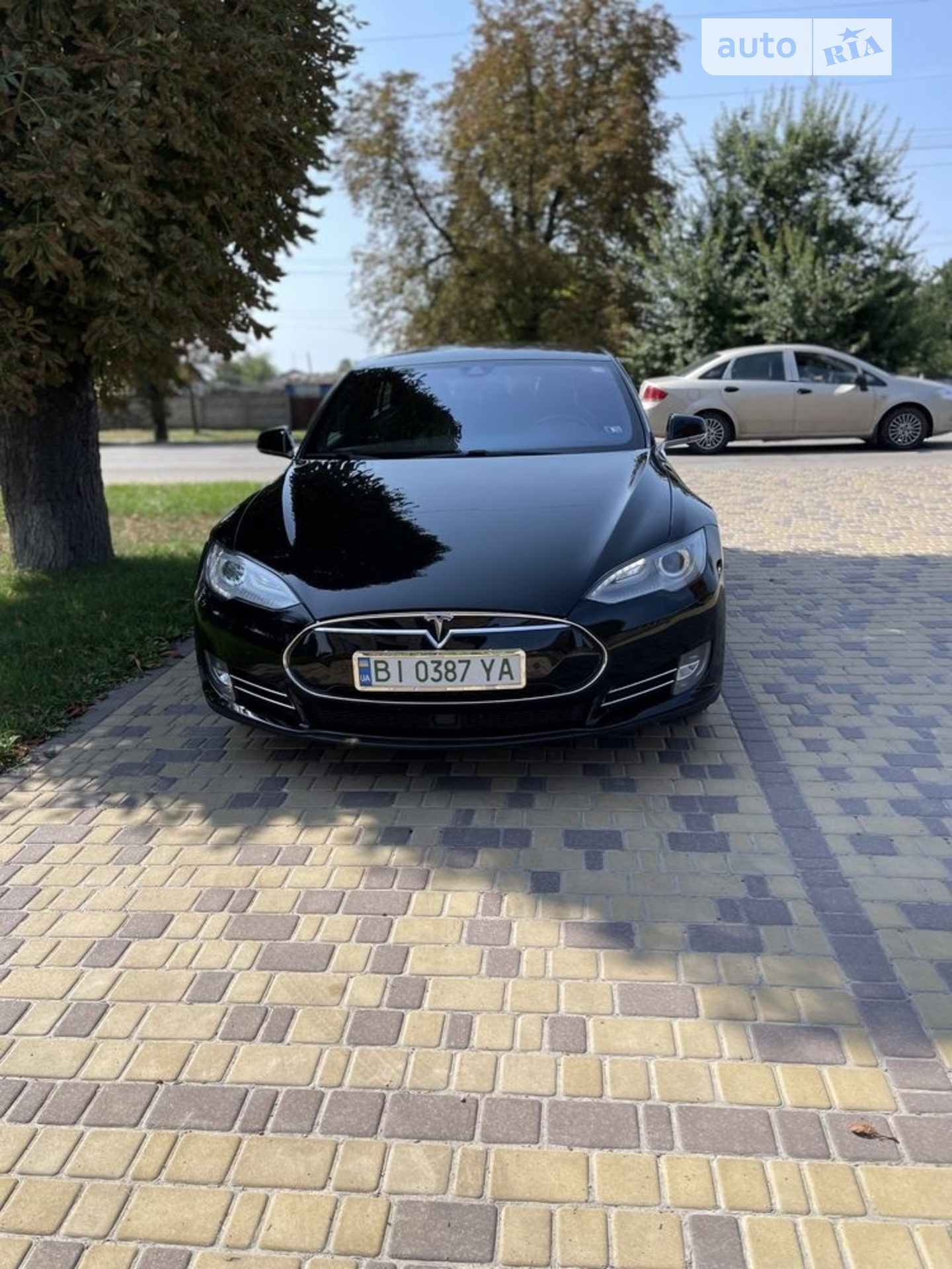 2015 Tesla Model S - мініатюра 5