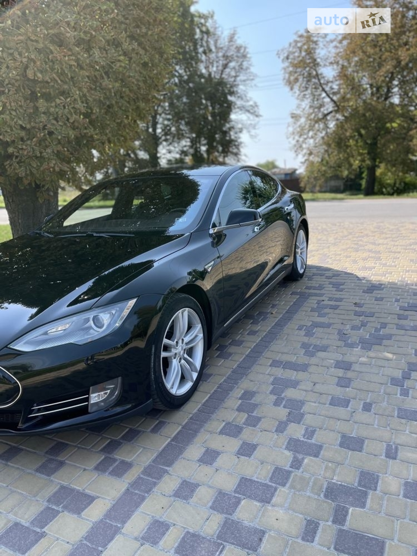 2015 Tesla Model S - мініатюра 6