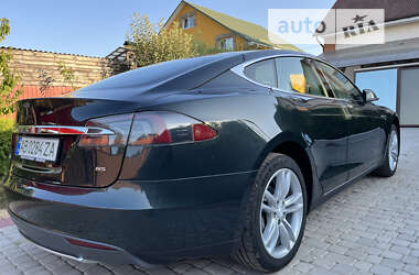 Ліфтбек Tesla Model S 2013 в Вінниці