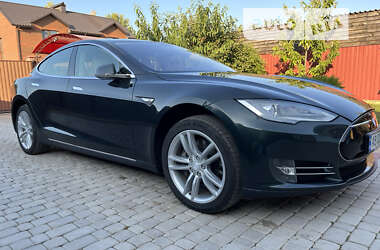 Ліфтбек Tesla Model S 2013 в Вінниці