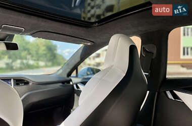 Лифтбек Tesla Model S 2018 в Полтаве
