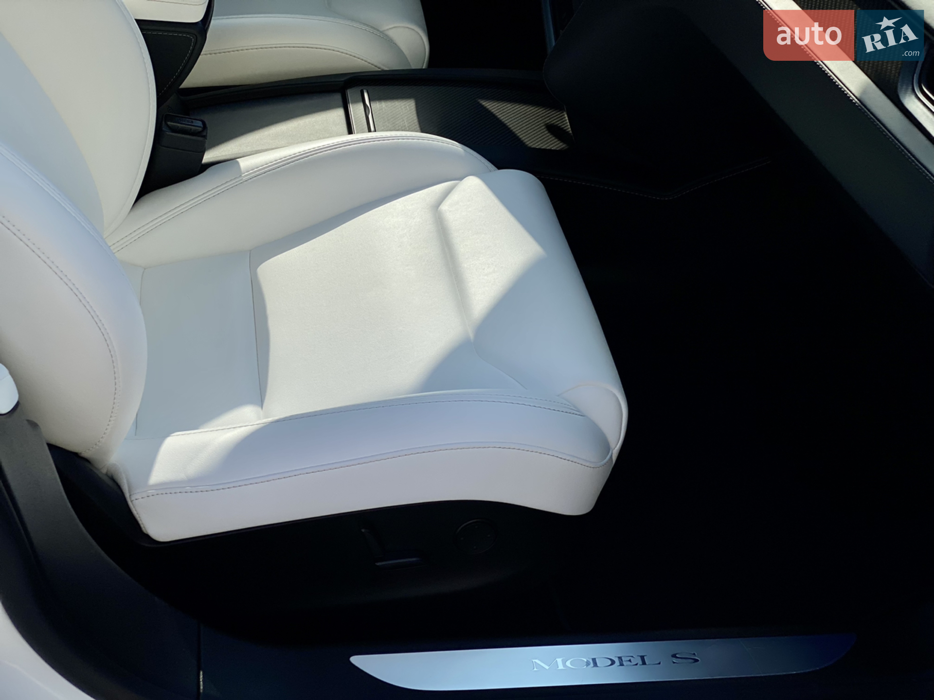 2018 Tesla Model S - мініатюра 28