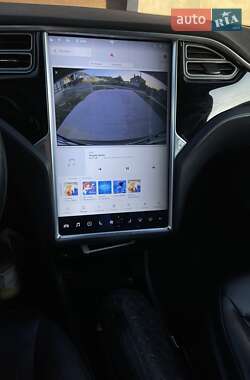 Ліфтбек Tesla Model S 2015 в Києві