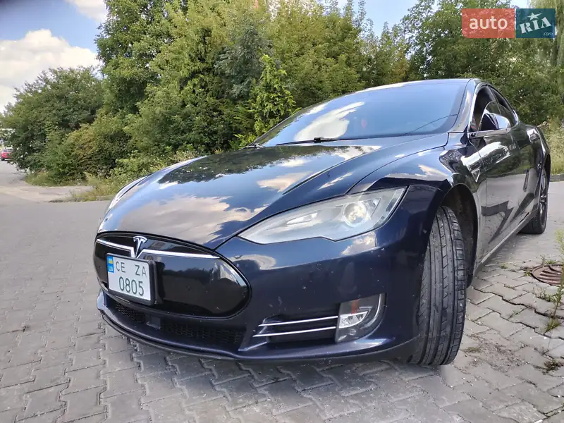 Tesla Model S