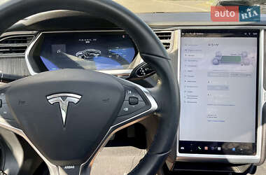 Лифтбек Tesla Model S 2013 в Полтаве