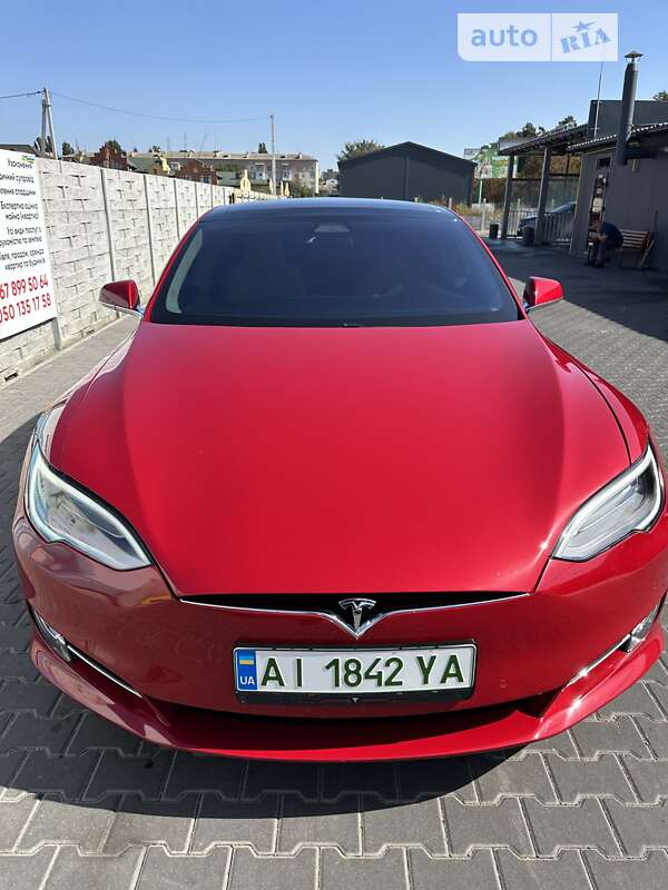 Ліфтбек Tesla Model S 2016 в Білій Церкві