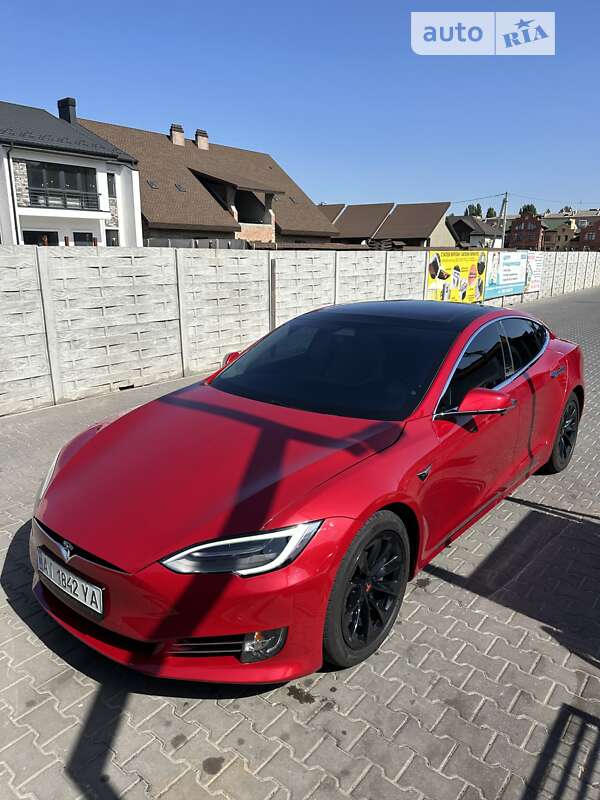 Ліфтбек Tesla Model S 2016 в Білій Церкві