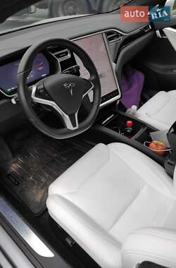Лифтбек Tesla Model S 2018 в 