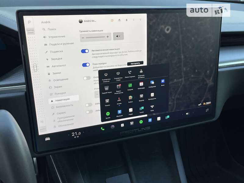 Лифтбек Tesla Model S 2022 в Киеве