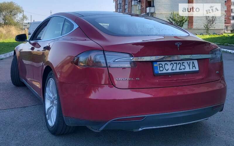 Ліфтбек Tesla Model S 2013 в Дрогобичі фото 5 Ліфтбек Tesla Model S 2013 в Дрогобичі