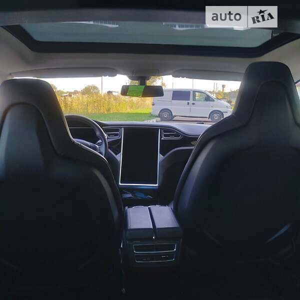 Ліфтбек Tesla Model S 2013 в Дрогобичі фото 13 Ліфтбек Tesla Model S 2013 в Дрогобичі