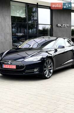 Ліфтбек Tesla Model S 2014 в Ужгороді