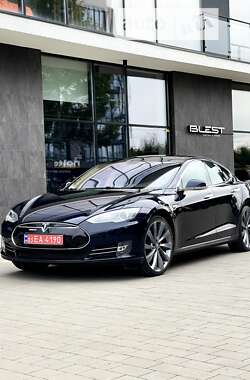 Лифтбек Tesla Model S 2014 в Ужгороде