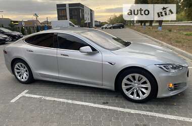 Ліфтбек Tesla Model S 2018 в Вінниці