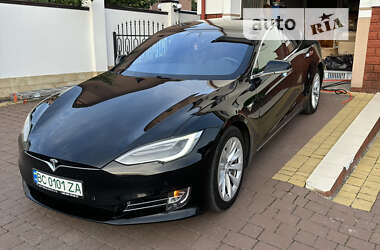 Лифтбек Tesla Model S 2018 в 