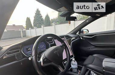 Лифтбек Tesla Model S 2018 в 