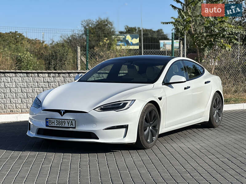 Лифтбек Tesla Model S 2022 в Одессе
