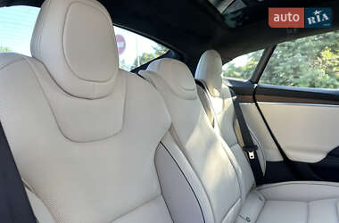 Лифтбек Tesla Model S 2022 в Одессе