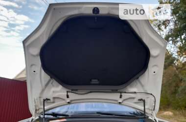 Лифтбек Tesla Model S 2013 в 