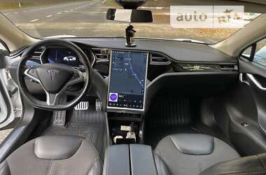Ліфтбек Tesla Model S 2015 в Шепетівці