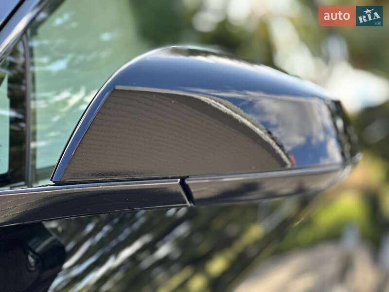 Лифтбек Tesla Model S 2021 в Одессе