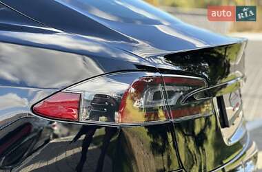 Лифтбек Tesla Model S 2021 в Одессе