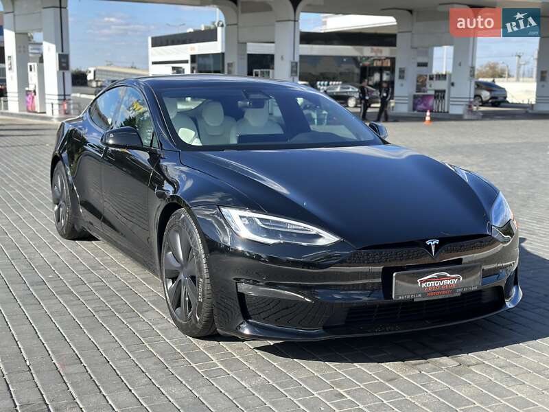 Лифтбек Tesla Model S 2021 в Одессе