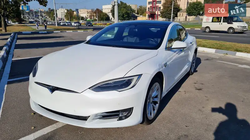 Tesla Model S