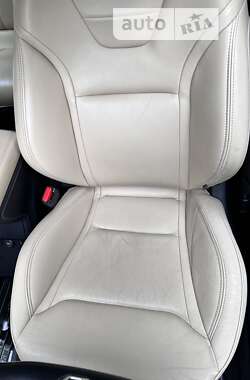 Лифтбек Tesla Model S 2015 в Ивано-Франковске