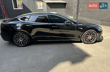 Лифтбек Tesla Model S 2019 в Харькове