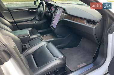 Ліфтбек Tesla Model S 2018 в Харкові