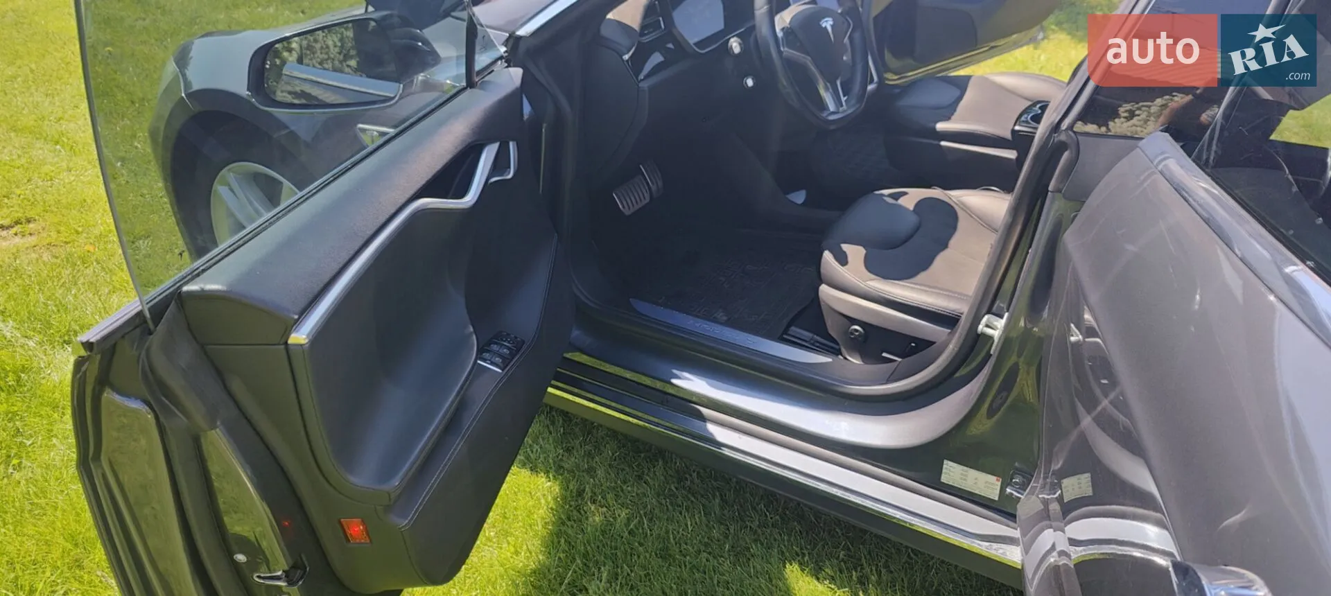2015 Tesla Model S - мініатюра 12