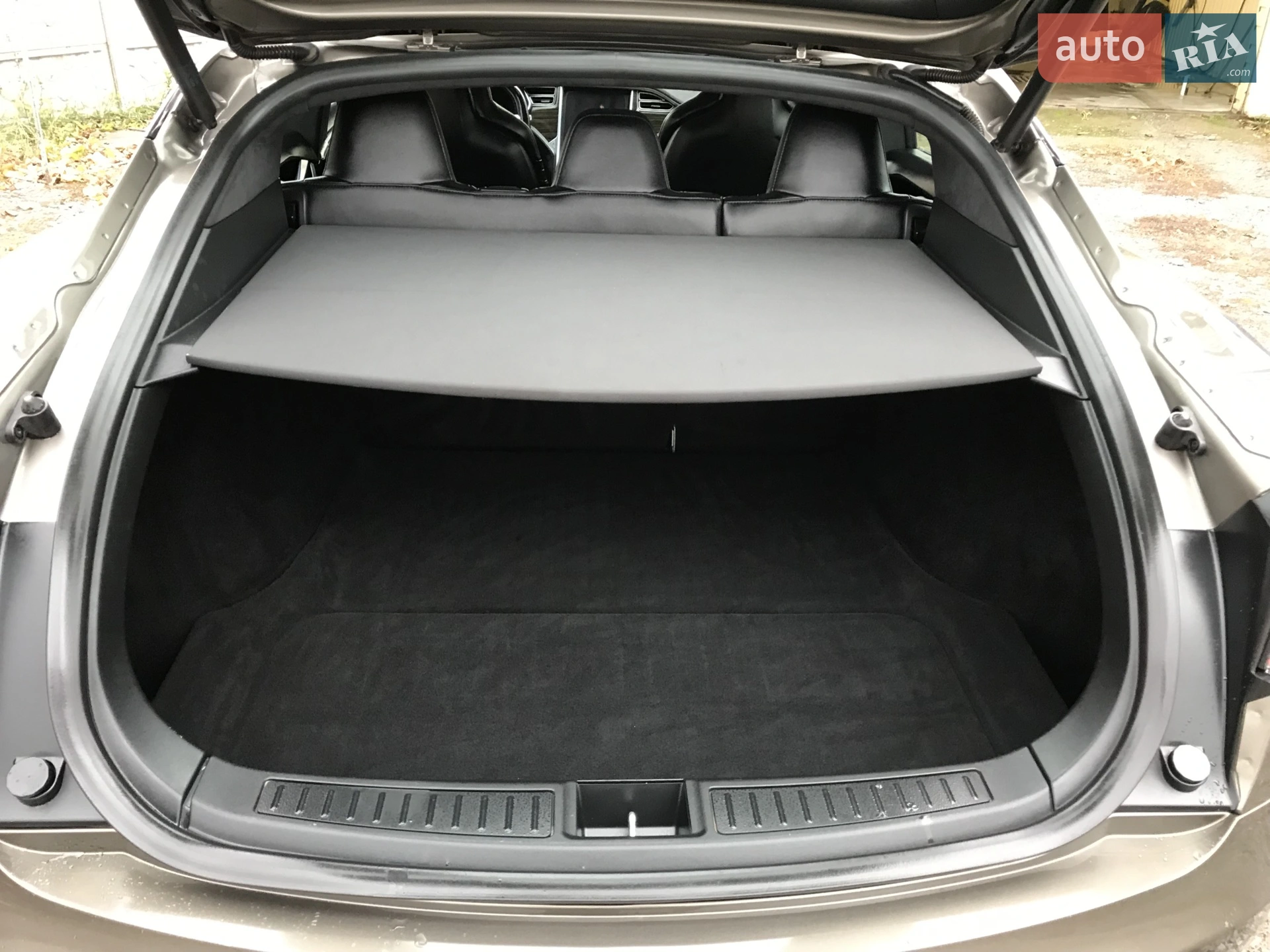 2016 Tesla Model S - мініатюра 9
