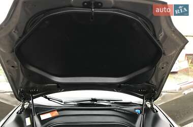 Ліфтбек Tesla Model S 2016 в Вінниці