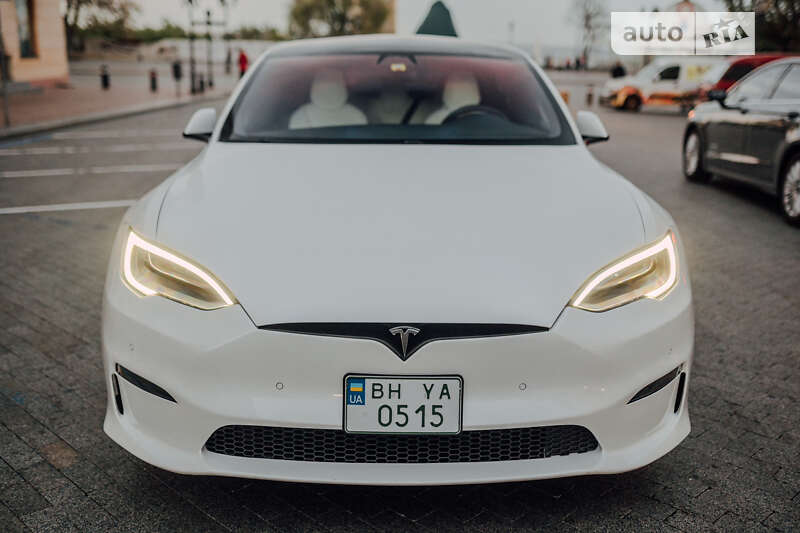 Ліфтбек Tesla Model S 2019 в Одесі
