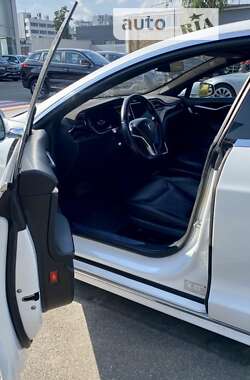AUTO.RIA – Продам Тесла Модель С 2015 (AA5657ZA) електро ліфтбек бу у