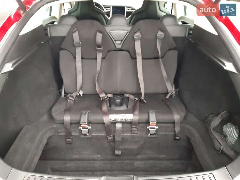 Лифтбек Tesla Model S 2014 в Ровно