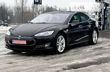 Лифтбек Tesla Model S 2012 в Дубно