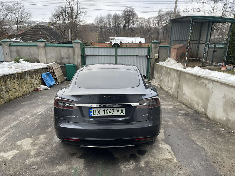Лифтбек Tesla Model S 2015 в Хмельницком фото 3 Лифтбек Tesla Model S 2015 в Хмельницком