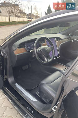 Ліфтбек Tesla Model S 2019 в 