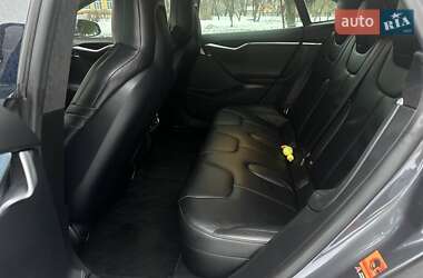 Ліфтбек Tesla Model S 2015 в 