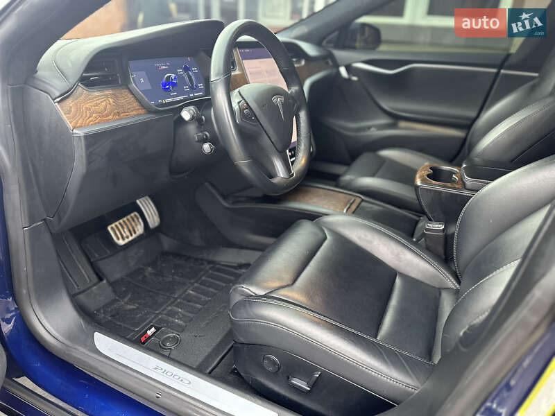Ліфтбек Tesla Model S 2018 в Полтаві