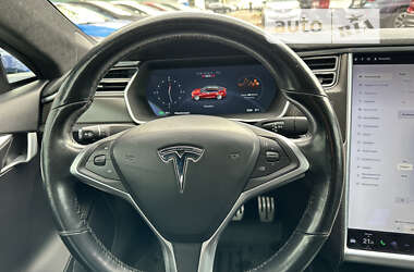 Ліфтбек Tesla Model S 2015 в Петропавлівській Борщагівці