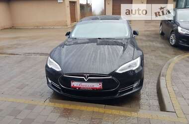 Ліфтбек Tesla Model S 2014 в Ужгороді