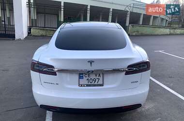 Ліфтбек Tesla Model S 2018 в Чернівцях